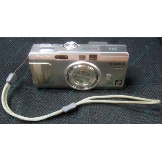 Фотоаппарат Fujifilm FinePix F810 (без зарядного устройства) - Воркута